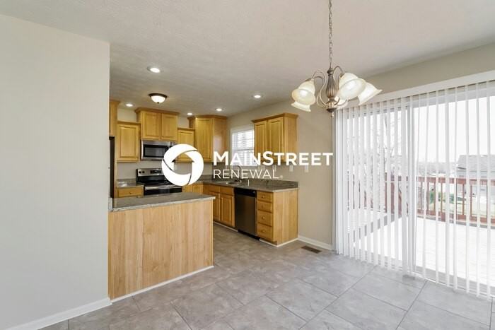 904 Lyle Ct - Photo 6 of 17