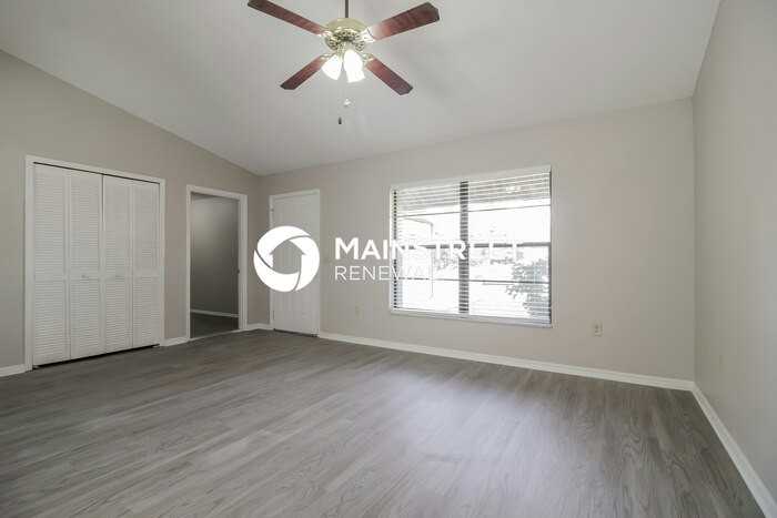 2561 Beal St - Photo 3 of 16
