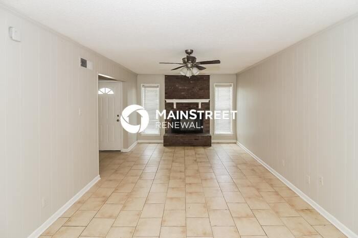 5609 Pathway Cir - Photo 5 of 14