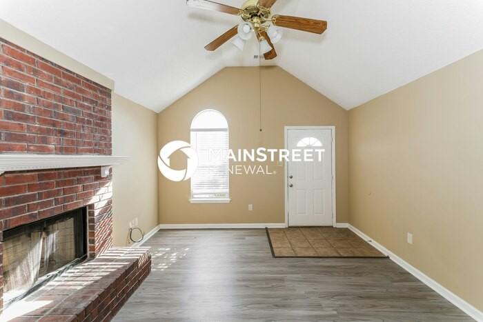 4479 Cleopatra Dr - Photo 3 of 16