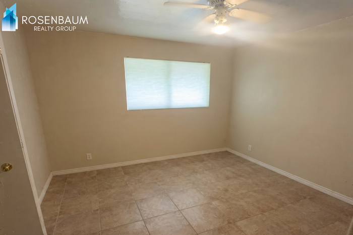 3122 E Monterosa St - Photo 5 of 12