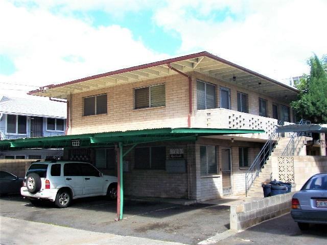1222 Makaloa St #3