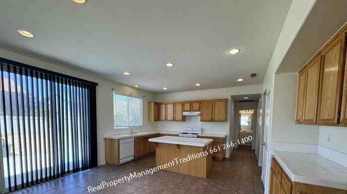 6323 Catania Ct - Photo 5 of 25