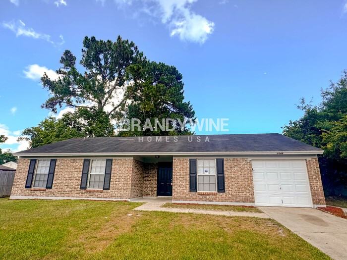 2549 Jessica Ln - Photo 2 of 17