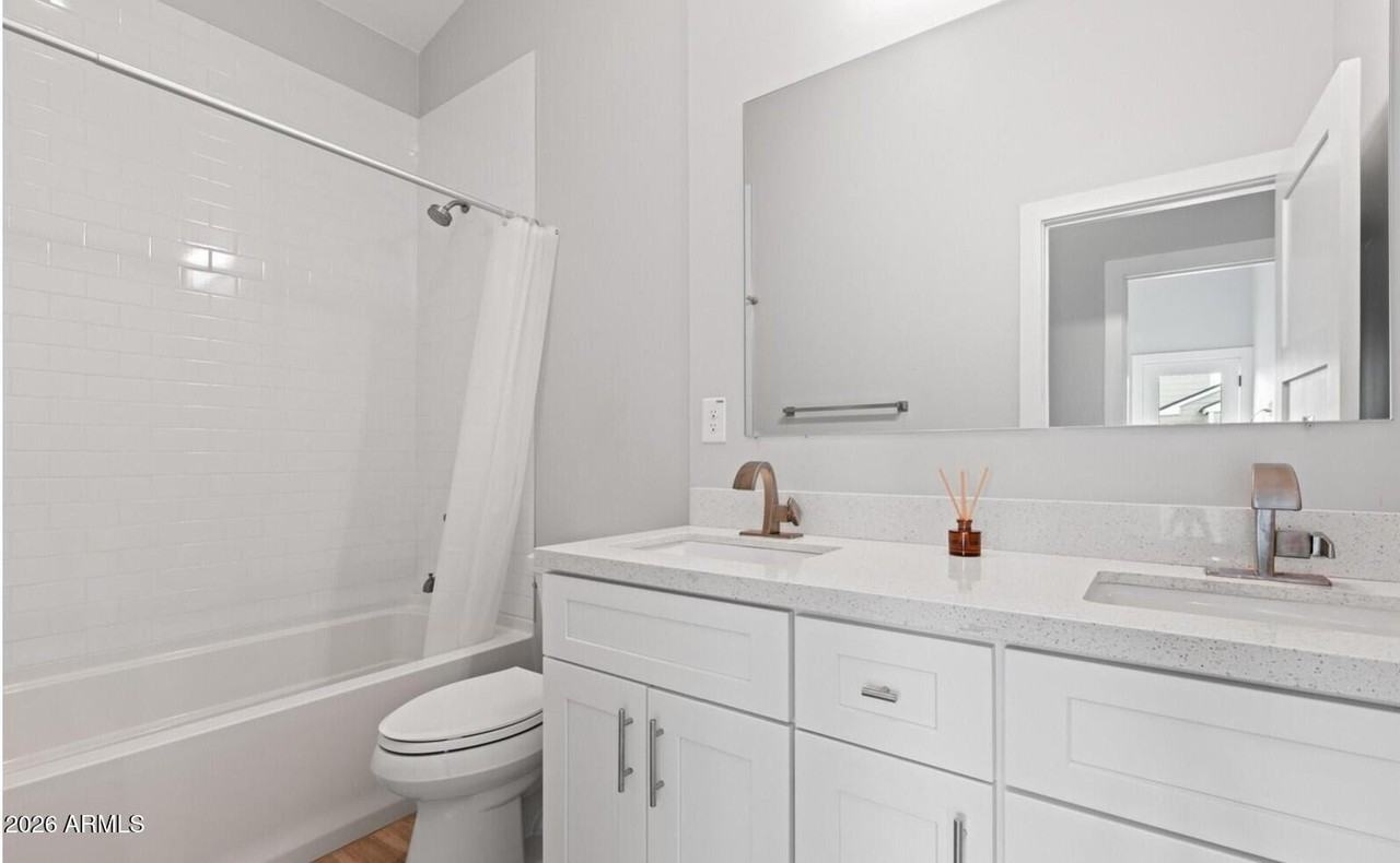 2601 N 27th St #2 - Photo 6 of 21