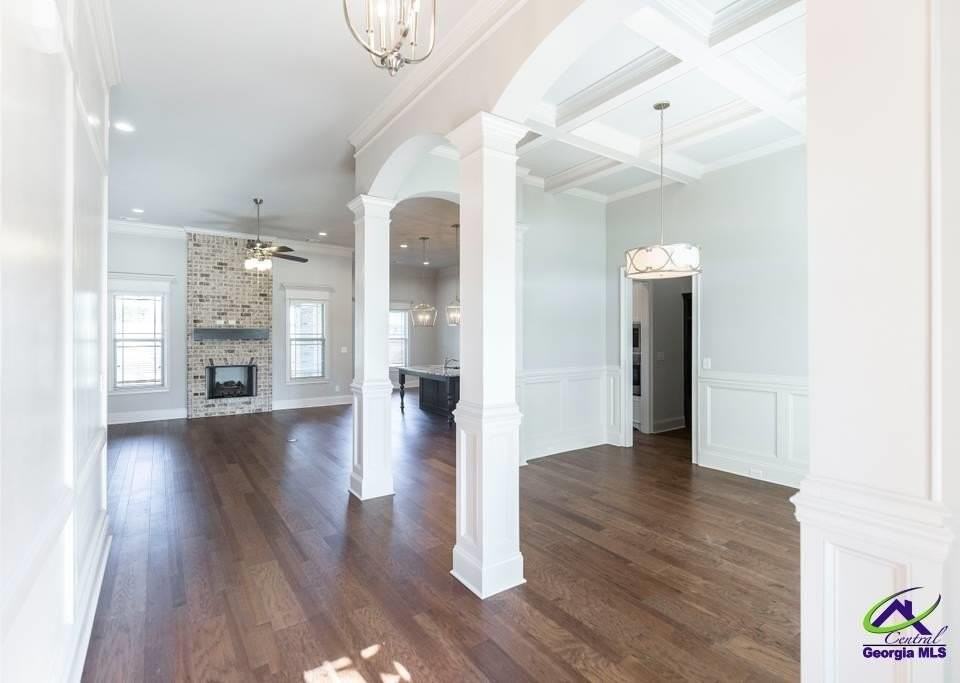 902 Abingdon Cv - Photo 3 of 50