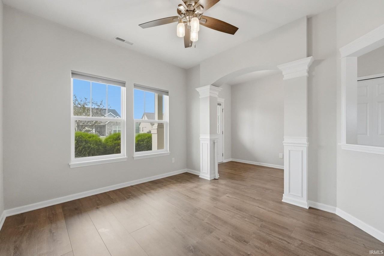 12502 Speranza Dr - Photo 6 of 38