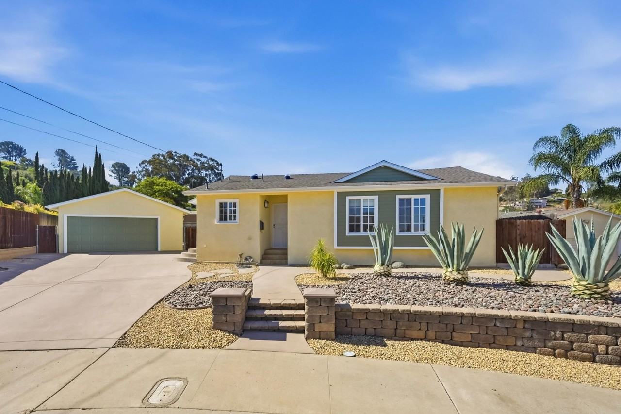 1677 Sandos St - Photo 2 of 20