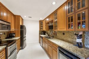 featured image of 8675 Sw 29th St