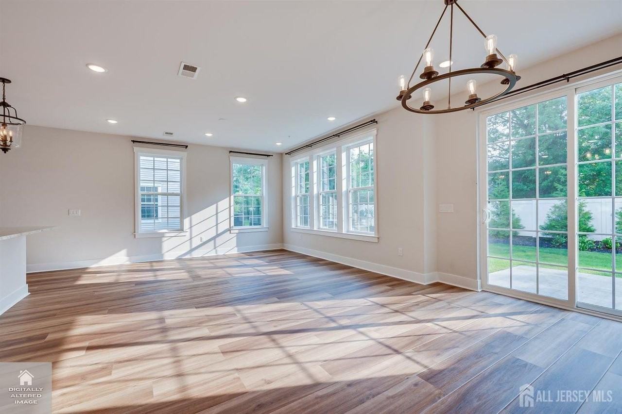 30 Depot Way - Photo 7 of 35