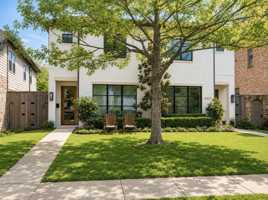 featured image of 4325 Glenwick Ln
