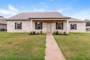 9464 Cayuga Loop - Photo 1 of 1