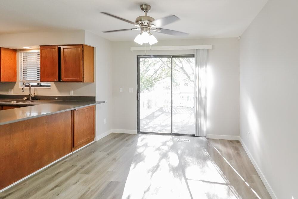 2499 Nw - Photo 6 of 18