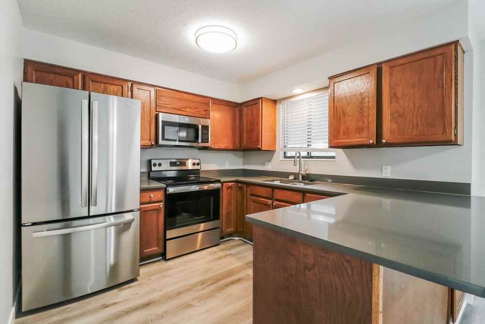 2499 Nw - Photo 7 of 18
