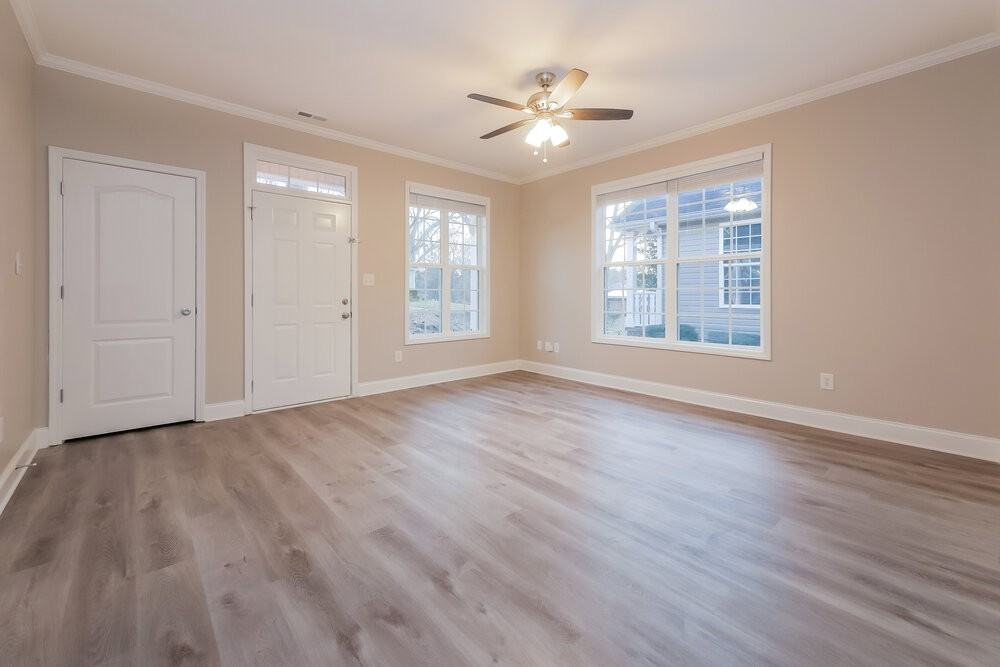 120 Carver St - Photo 3 of 16