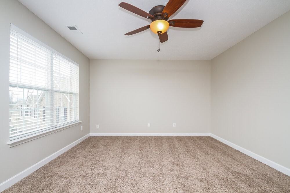 904 Summercrest Cv - Photo 5 of 14
