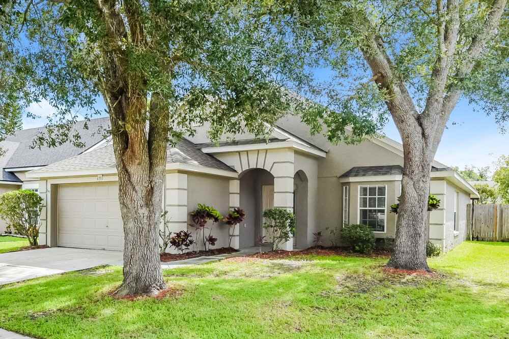 4331 Boca Woods Dr - Photo 3 of 16