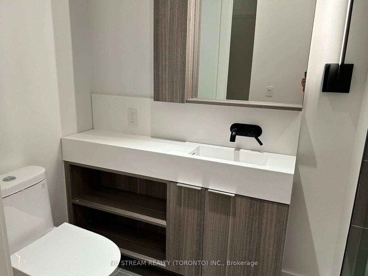127 Broadway Avenue #2907 - Photo 6 of 14