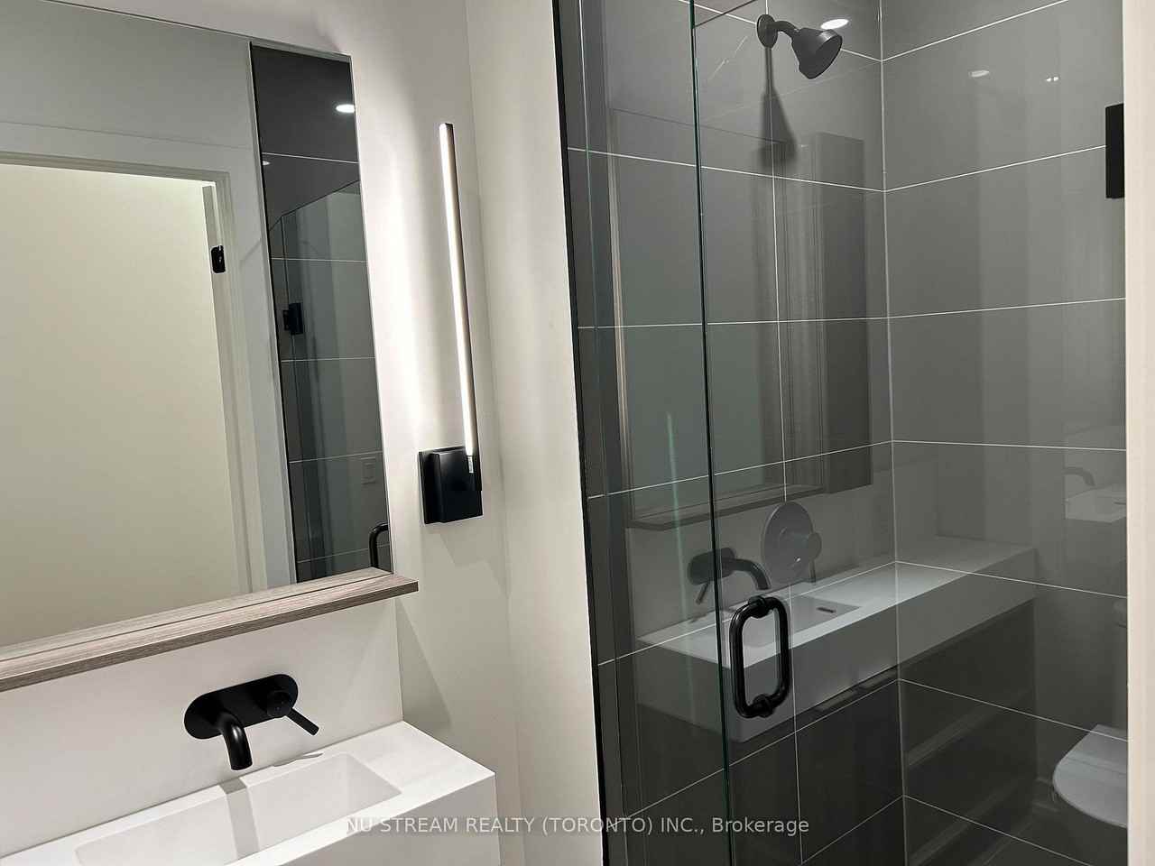 127 Broadway Avenue #2907 - Photo 7 of 14