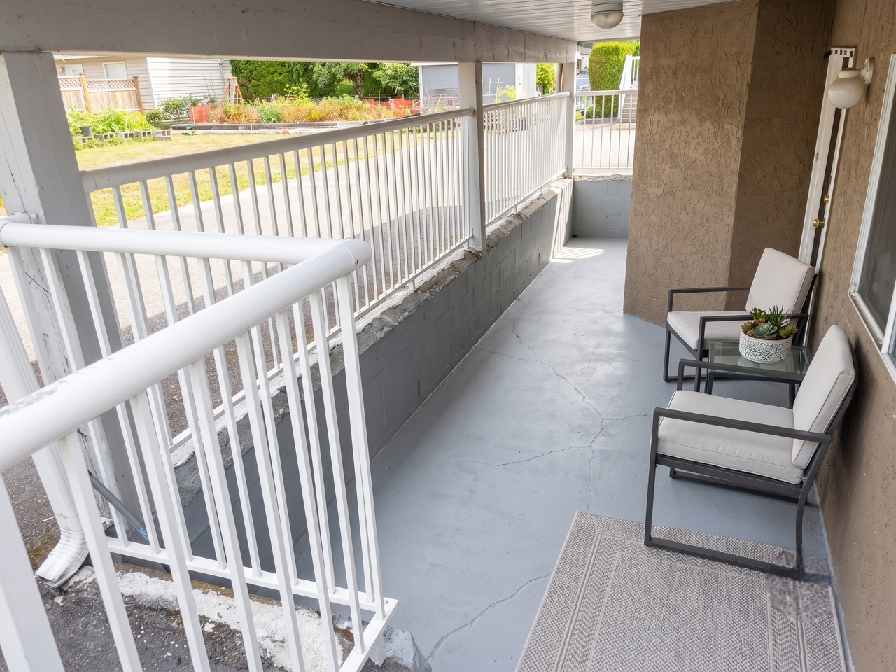 9681 157 Street - Photo 3 of 9