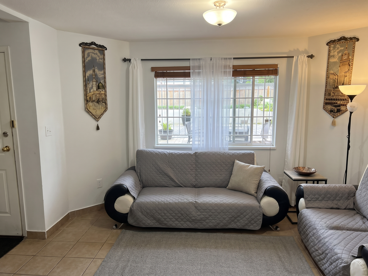 9681 157 Street - Photo 4 of 9