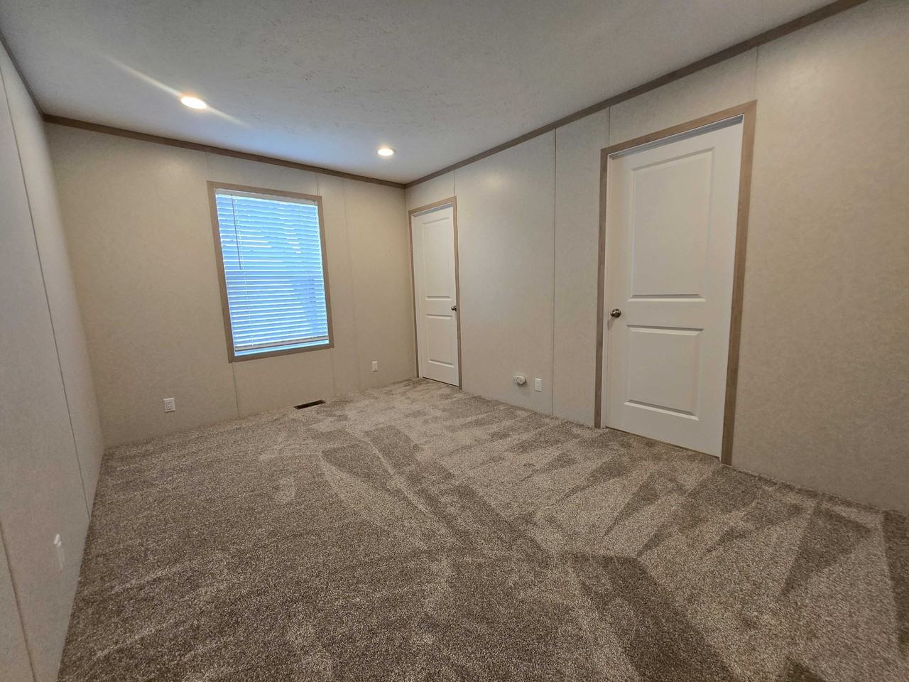 52910 Van Buren Ct #282 - Photo 5 of 21