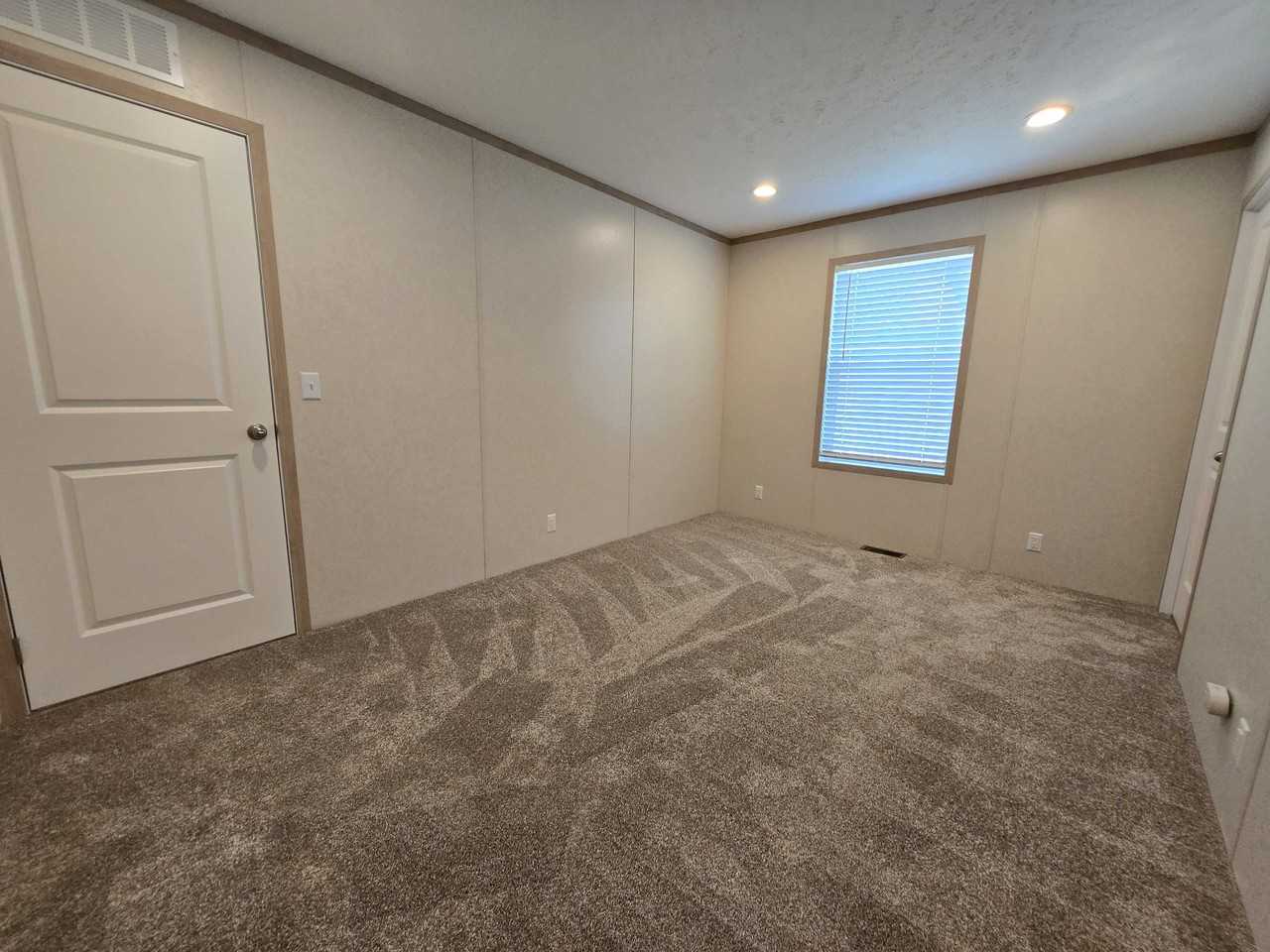 52910 Van Buren Ct #282 - Photo 6 of 21