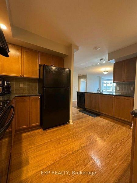33 Cox Boulevard #337 - Photo 6 of 13