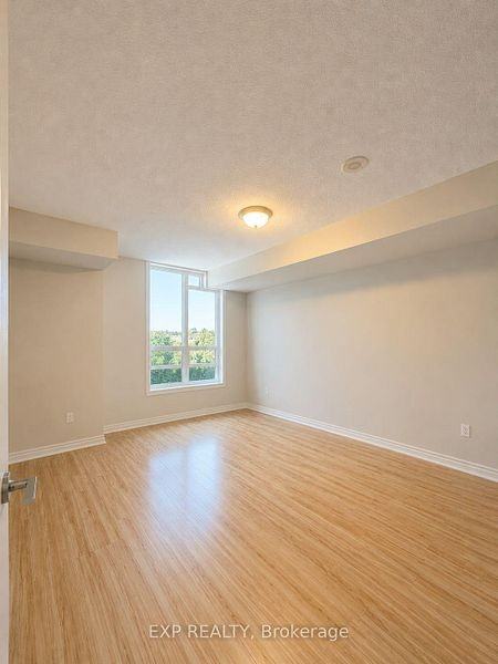 33 Cox Boulevard #337 - Photo 7 of 13