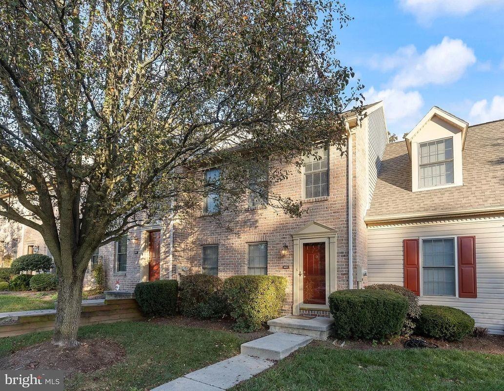 1422 Timber Chase Dr - Photo 2 of 12