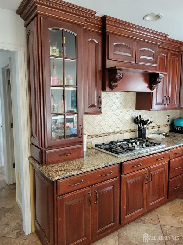 2 Groendyke Cir - Photo 4 of 23