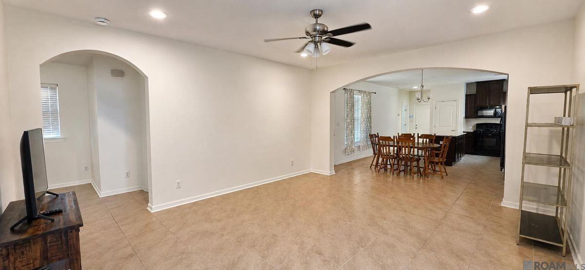 1446 Granby Dr - Photo 3 of 24