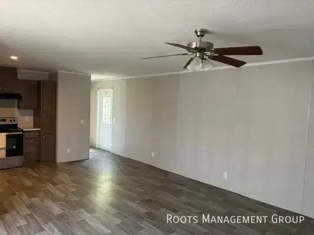2300 E Philip Ave Trlr 61c #61C - Photo 2 of 10