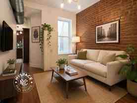 864 Hart St #1R - Photo 1 of 1