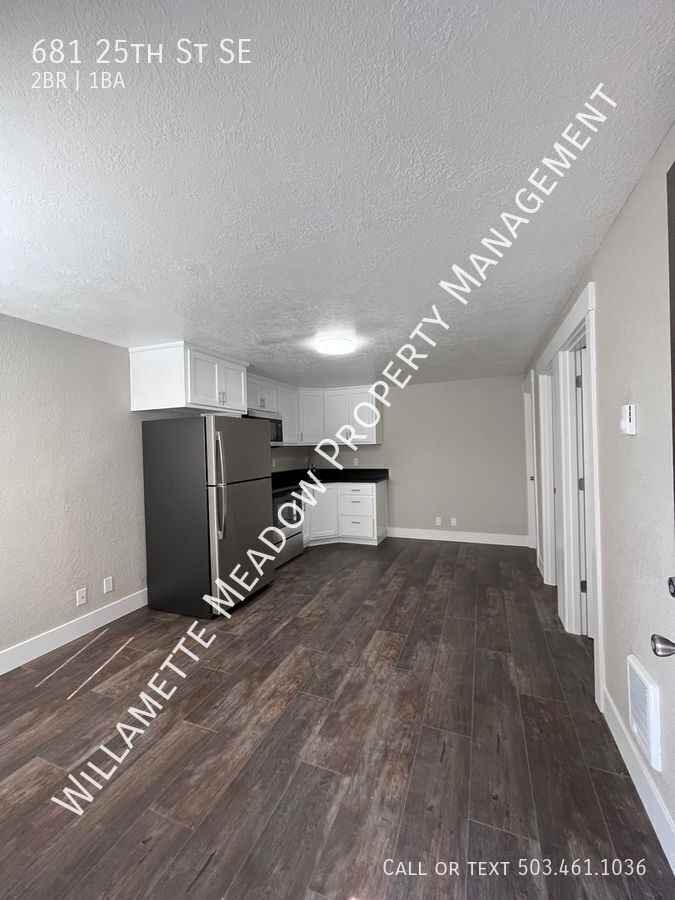 681 25th St Se - Photo 3 of 20