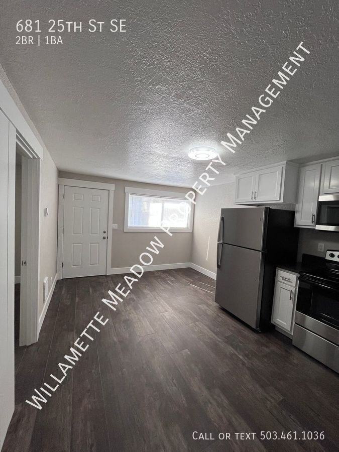 681 25th St Se - Photo 5 of 20