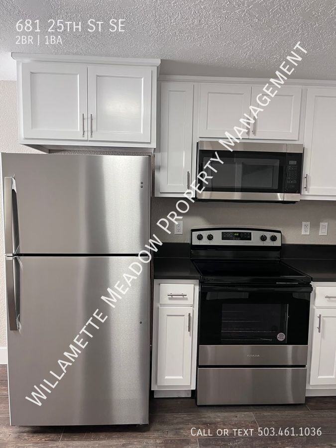681 25th St Se - Photo 7 of 20