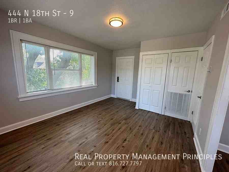 444 N 18th St #9 - Photo 2 of 12