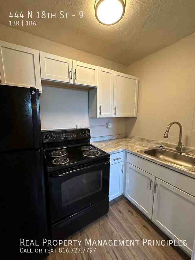 444 N 18th St #9 - Photo 7 of 12