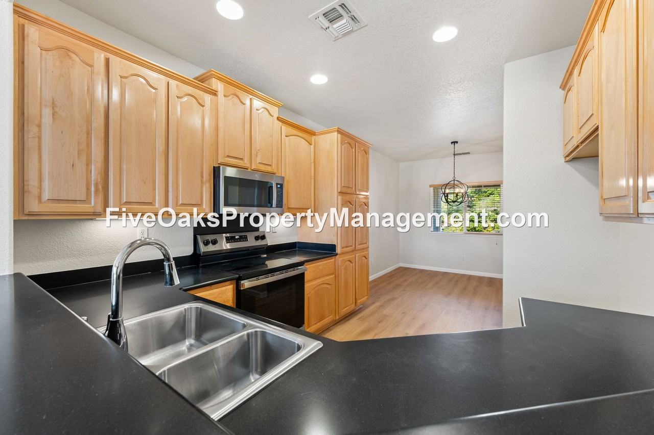 2262 Zittel Dr #1 - Photo 6 of 25