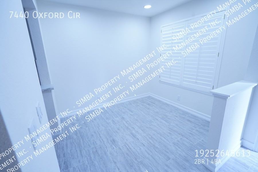 7440 Oxford Cir - Photo 4 of 18