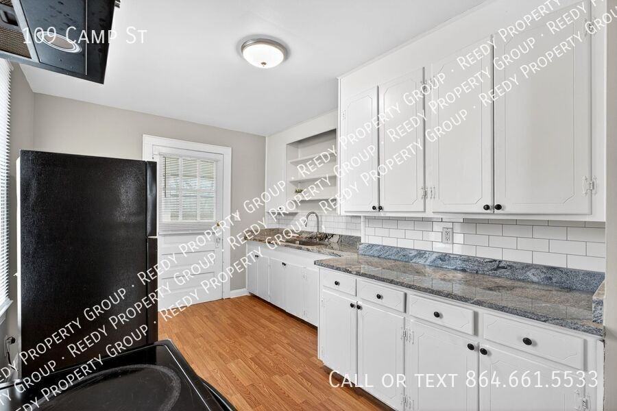 109 Camp St - Photo 5 of 19