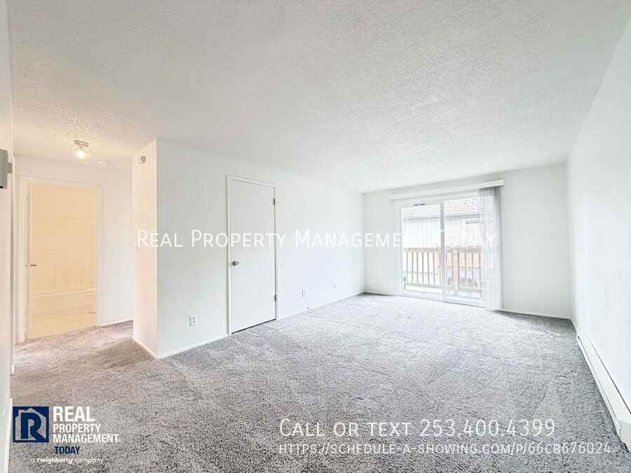 450 Pearl St #B - Photo 6 of 15
