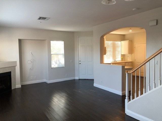 8633 Walker St - Photo 5 of 38