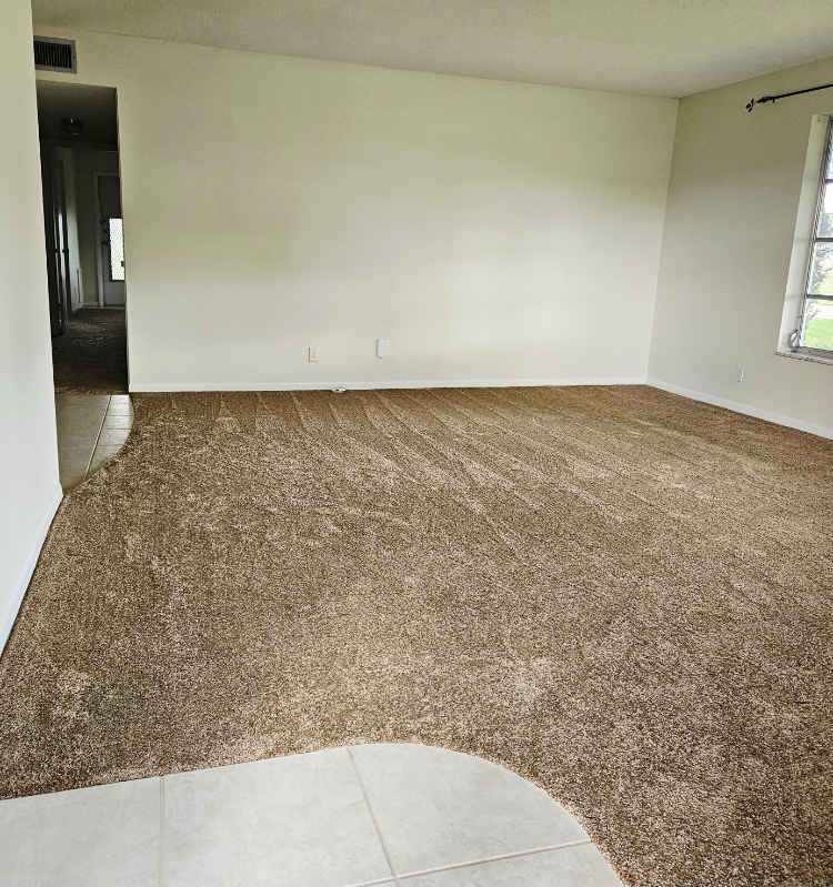 277 High Point Ct W #D - Photo 2 of 21