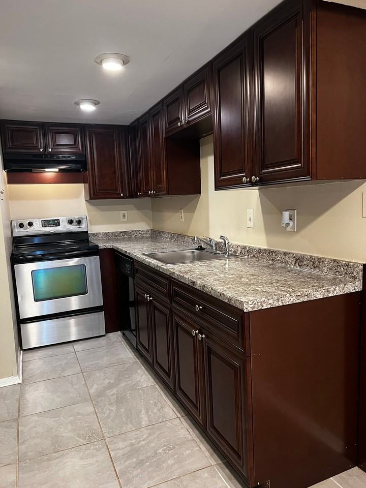 6468 Parton Ct #C - Photo 5 of 16