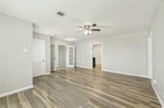 1109 San Felipe St - Photo 7 of 33