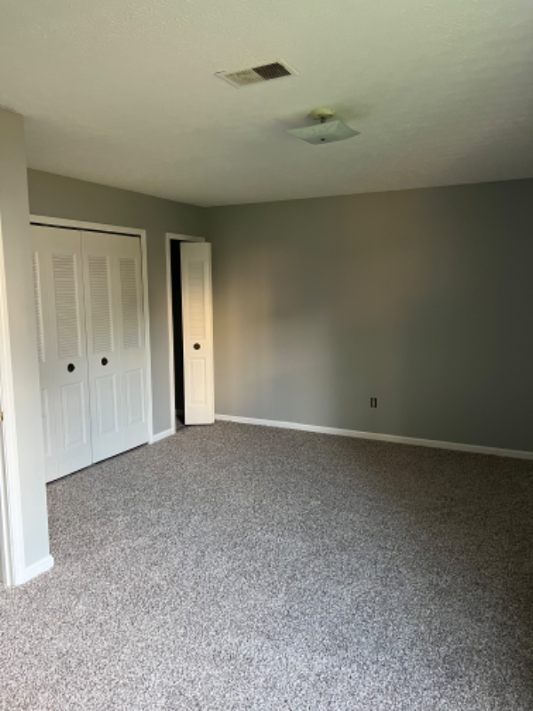 2733 Pioneer Ct - Photo 2 of 11