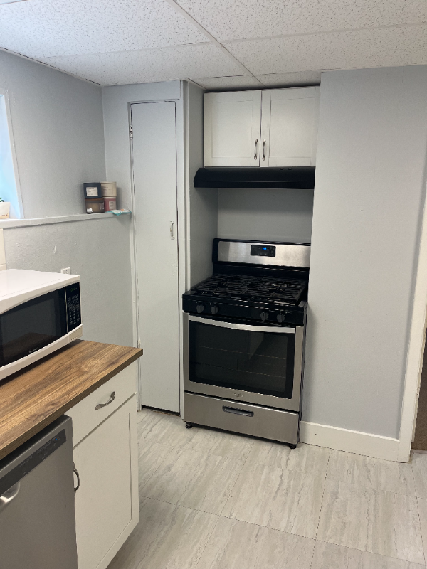 123 Maryland Ave #2 - Photo 4 of 20
