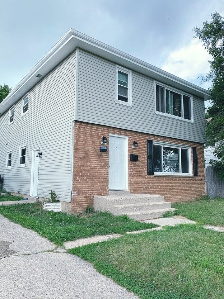 4702 35th Ave - Photo 5 of 11